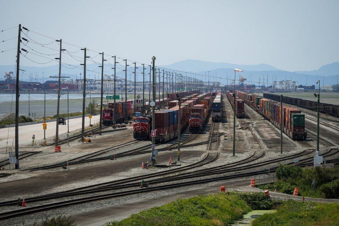 Human Smugglers Used BC Freight Trains to Move People Across Border, US Says