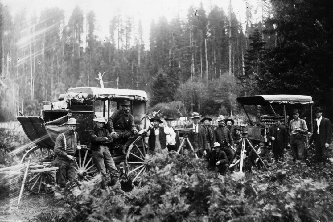 A Theater Manager’s Gimmick and a Train Ride into History