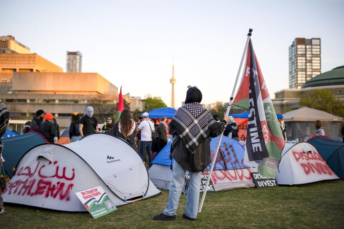 Majority of Canadians Opposed to Pro-Palestinian Encampments on Campuses: Poll