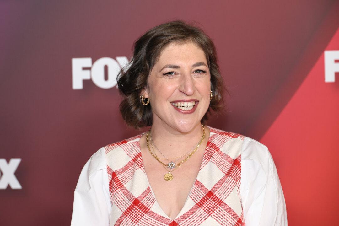 Mayim Bialik Addresses Silence From Hollywood for Victims of Oct. 7 Hamas Attack
