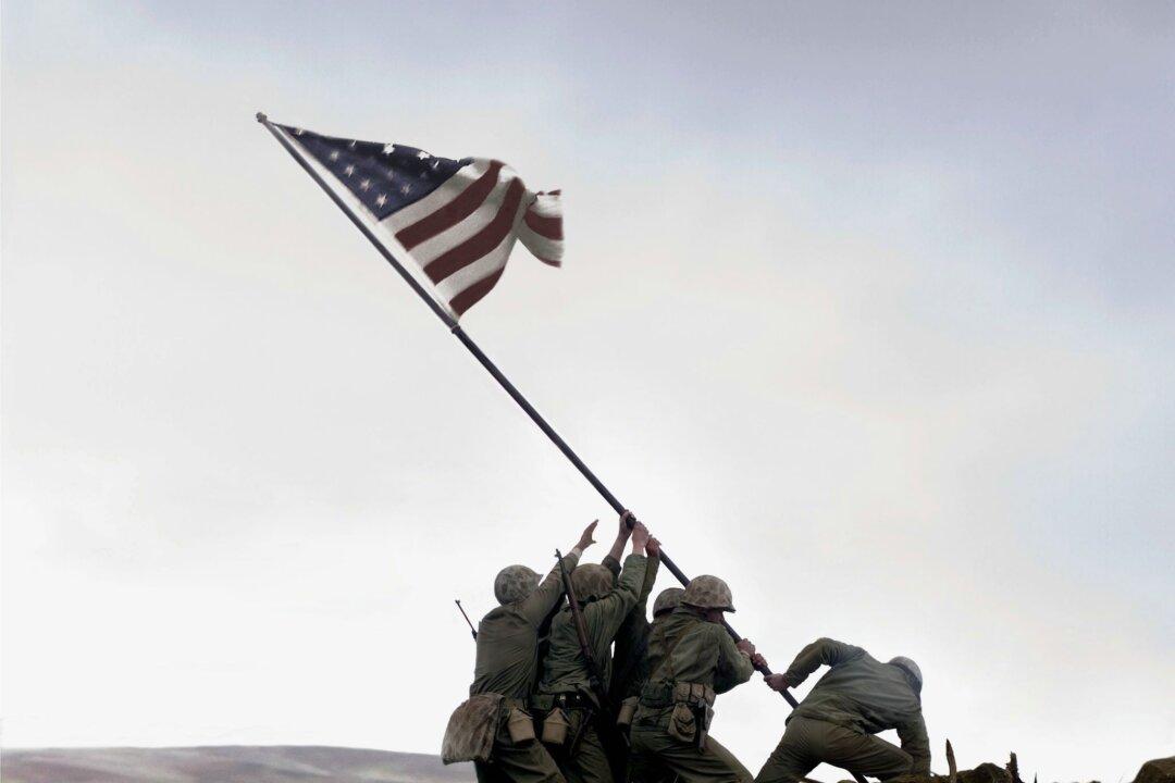 ‘Flags of Our Fathers’: Clint Eastwood Pulls Back the Curtain