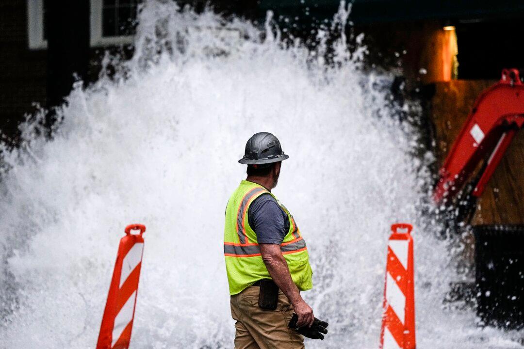Downtown Atlanta Water Service Disrupted, Forcing Business Closings and Water Boil Notice