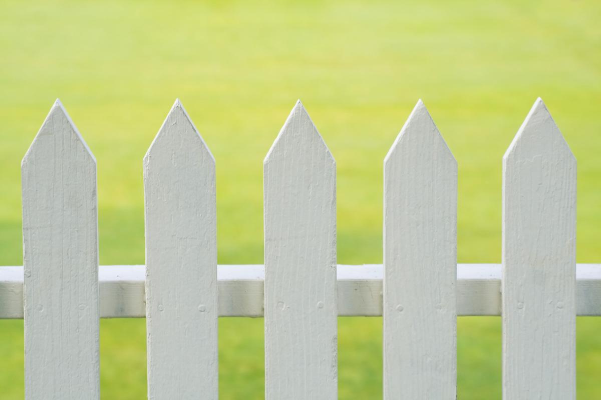 Build a Picket Fence
