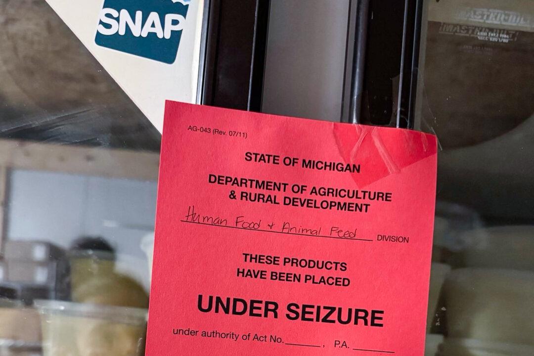 Government Agents Seize Raw Dairy From Organic Food Co-op in Michigan