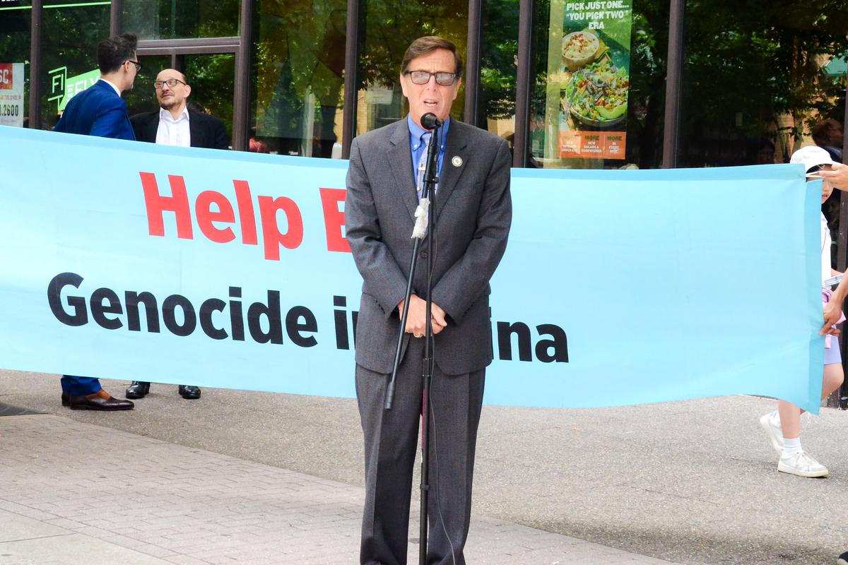 Delaware state Rep. Mike Ramone, the House minority leader and candidate for governor, speaks at a rally outside the American Transplant Congress 2024 in Philadelphia on June 2, 2024. (Frank Liang/The Epoch Times)