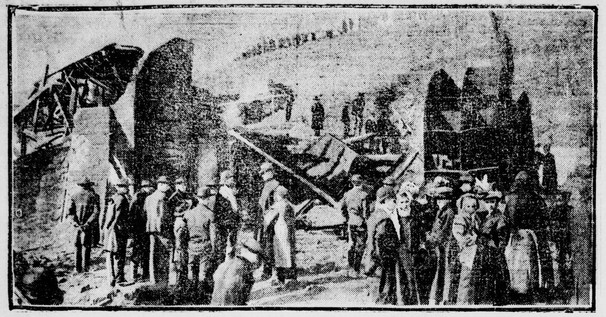 Widows of deceased miners (R) wait at the the mouth of mine No. 8 of the Fairmount Coal Co., in Monongah, W. Va., while officials retrieve the bodies. Photograph printed in the Spokane Press on Friday, Dec. 13, 1907. Library of Congress. (Public Domain)