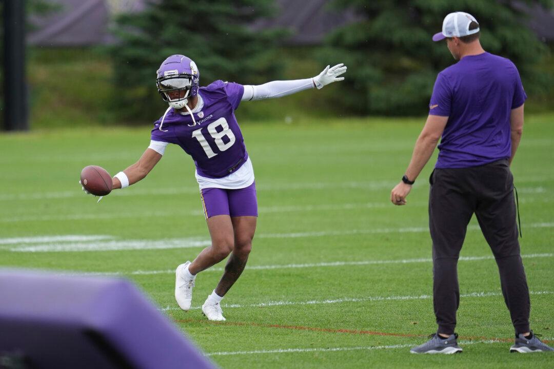 Wide Receivers’ Salaries Are Expected to Keep Pace with Rising NFL Salary Cap: Analysis