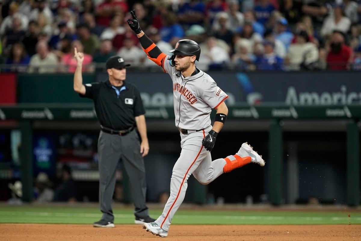 Homers by Conforto and Flores Help Lead Giants Past Rangers 5–2