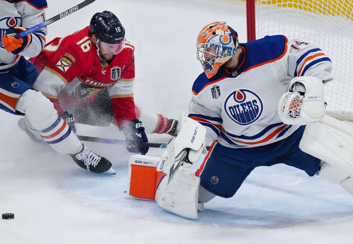 Alberta Premier Proposes Stanley Cup Bet With Florida Governor as Oilers Face Off With Panthers in Finals
