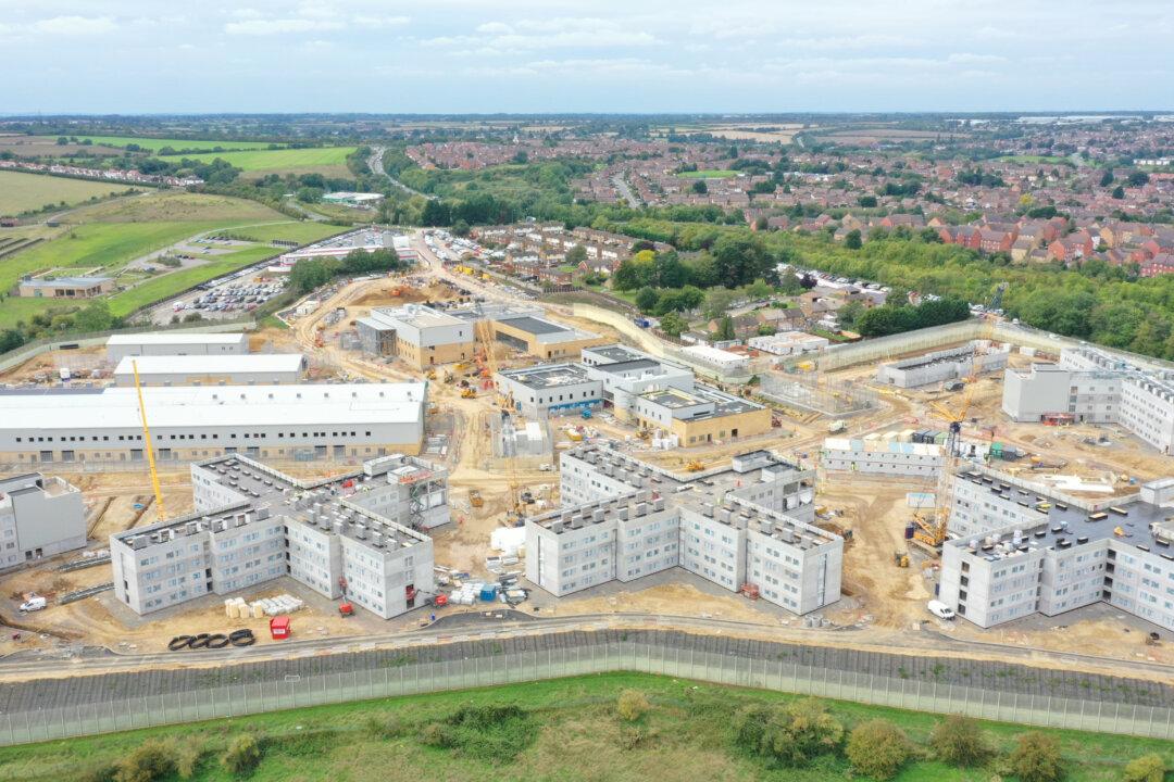 Labour Proposes Bypassing Planning Process to Build More Prisons