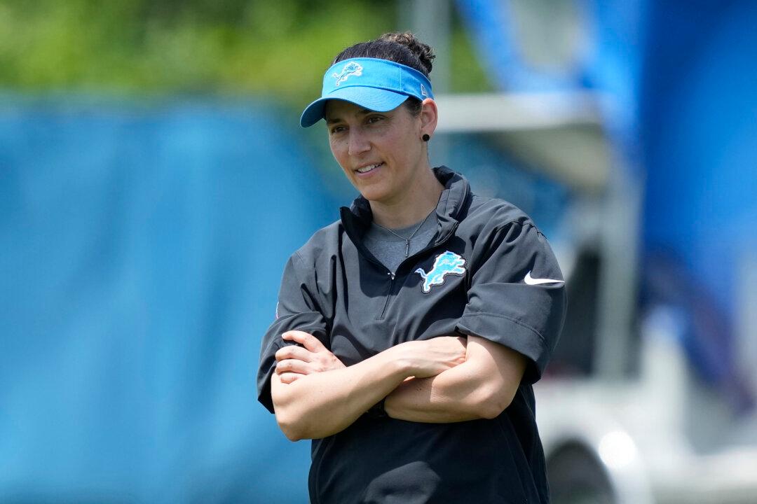 Jill Costanza Is an Asset for the Team: Lions Coach Dan Campbell