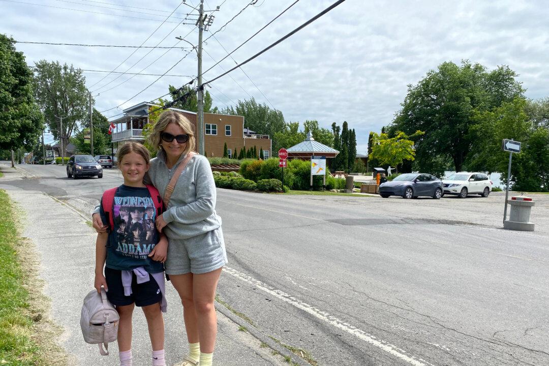 Quebec Town’s Bylaw Requires Kids to Collect Signatures to Play in the Street