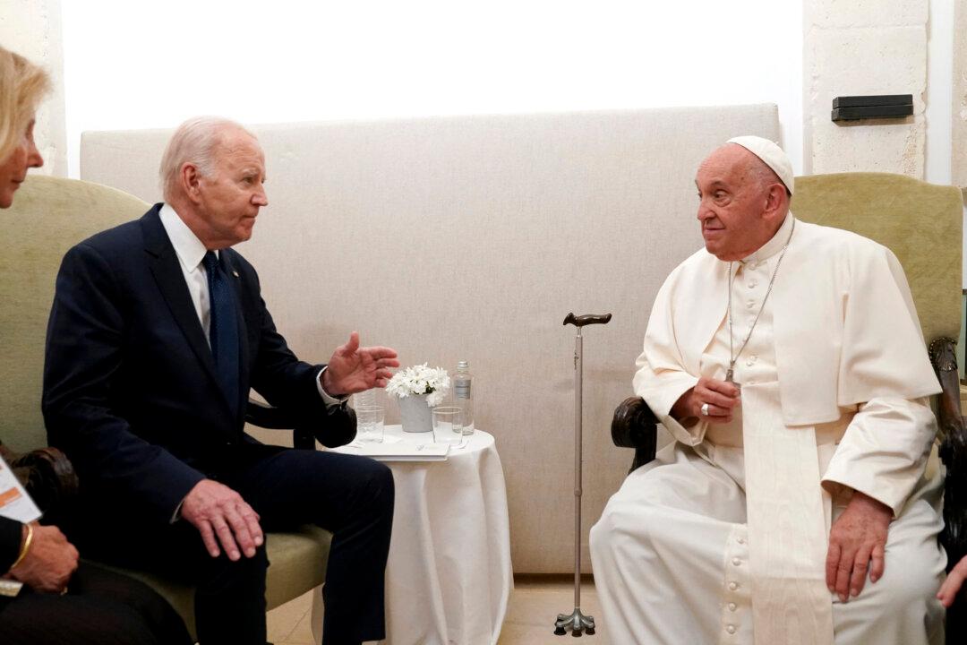 Biden Meets With Pope Francis at G7 Summit in Italy