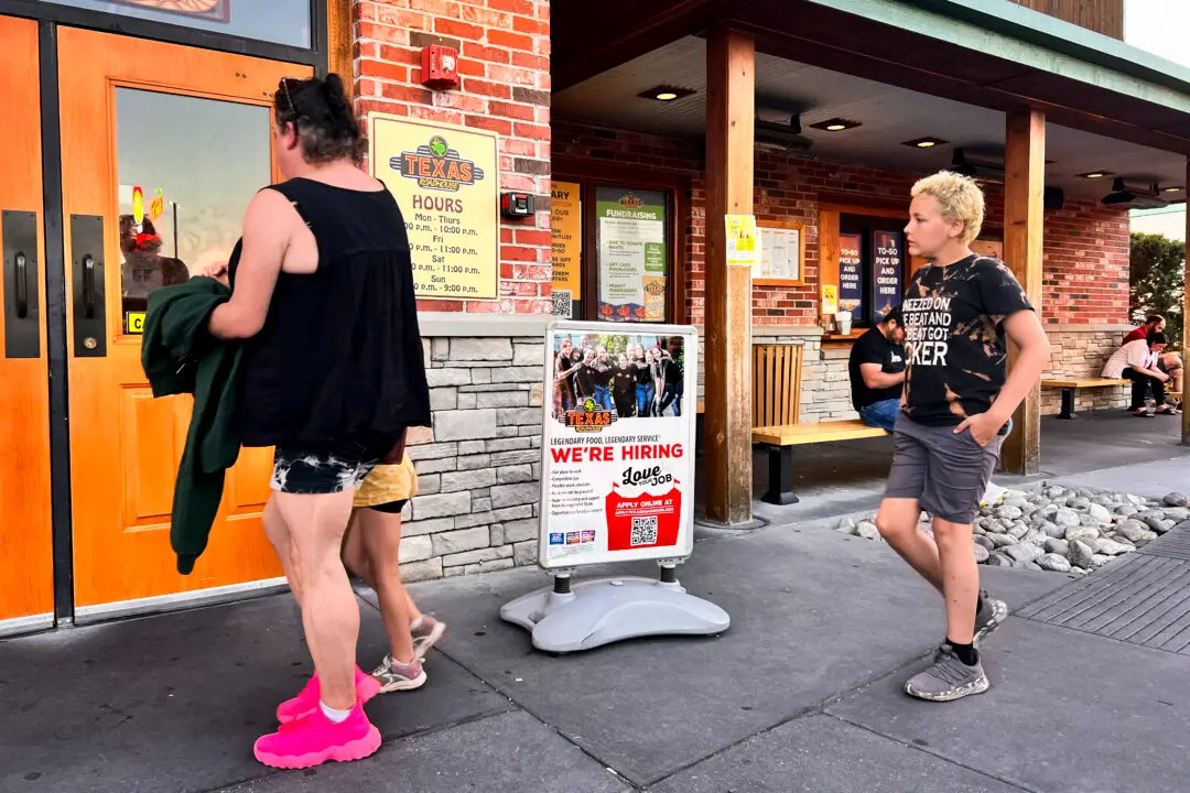Unemployment Claims Plunge to the Lowest Level Since 1969
