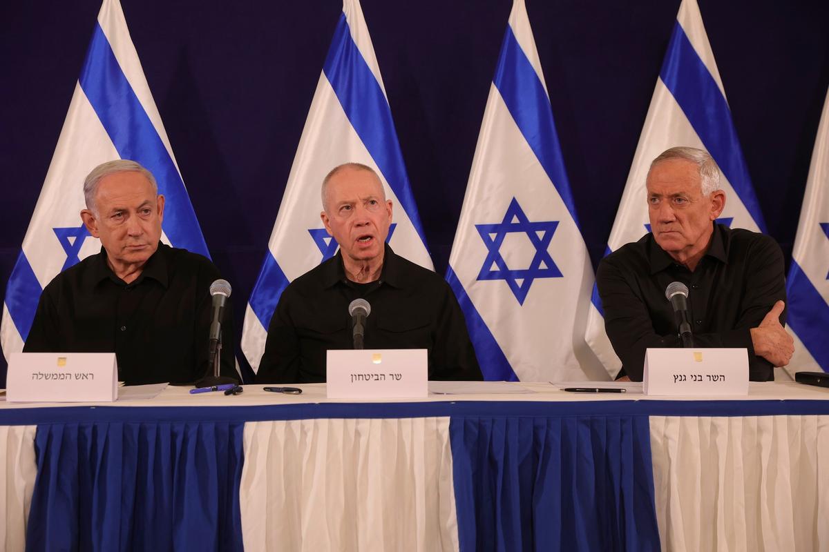 Netanyahu Dissolves Israeli War Cabinet