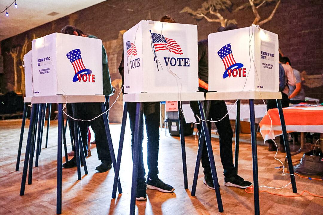 Poll Shows California Voters Disapprove of Elected Officials, Favor Stronger Penalties for Crimes