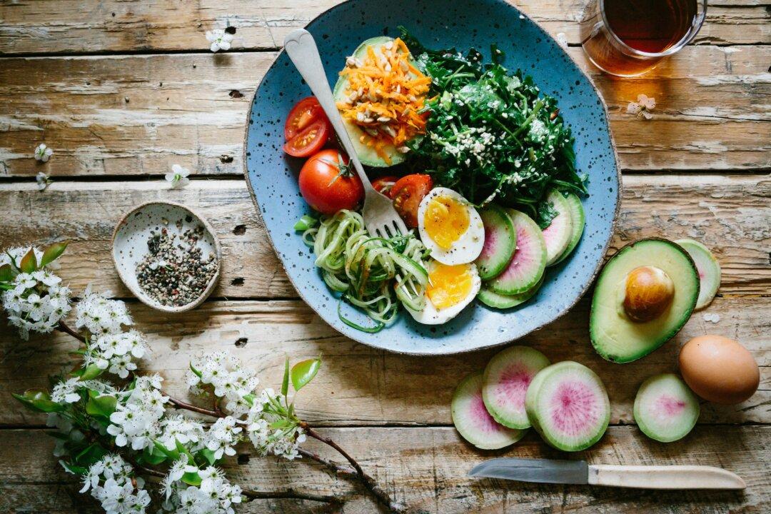 Pain Specialist Doctor Reveals Secret to Wellness: Maintaining the ‘Five Pillars of Health’