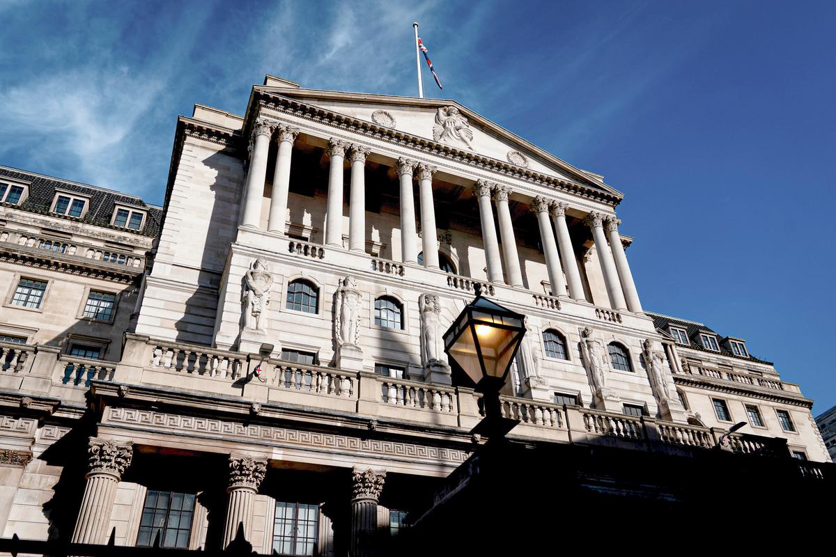 Bank of England Warns of Global Financial Market Shocks After Summer Volatility Spike