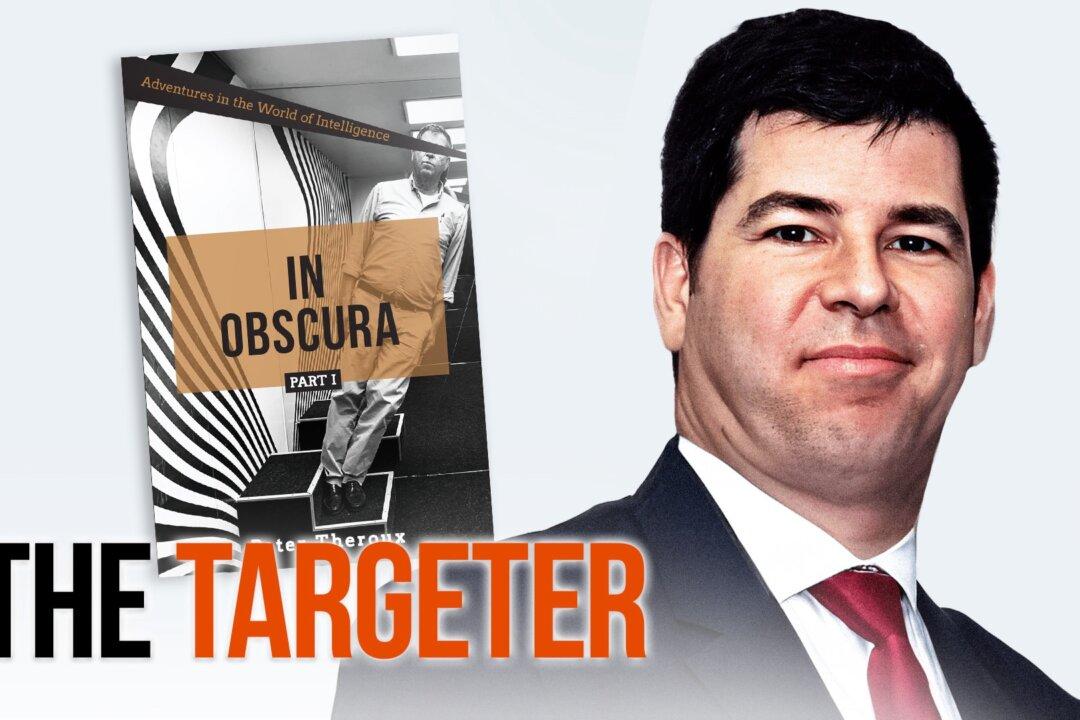 Decorated Ex-CIA Officer Zeroes In on Terrorists to Keep America Safe | Words That Matter