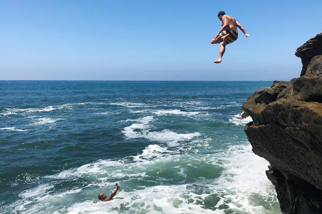 2 Trapped Men Rescued From Cave After Jumping Off Sunset Cliffs