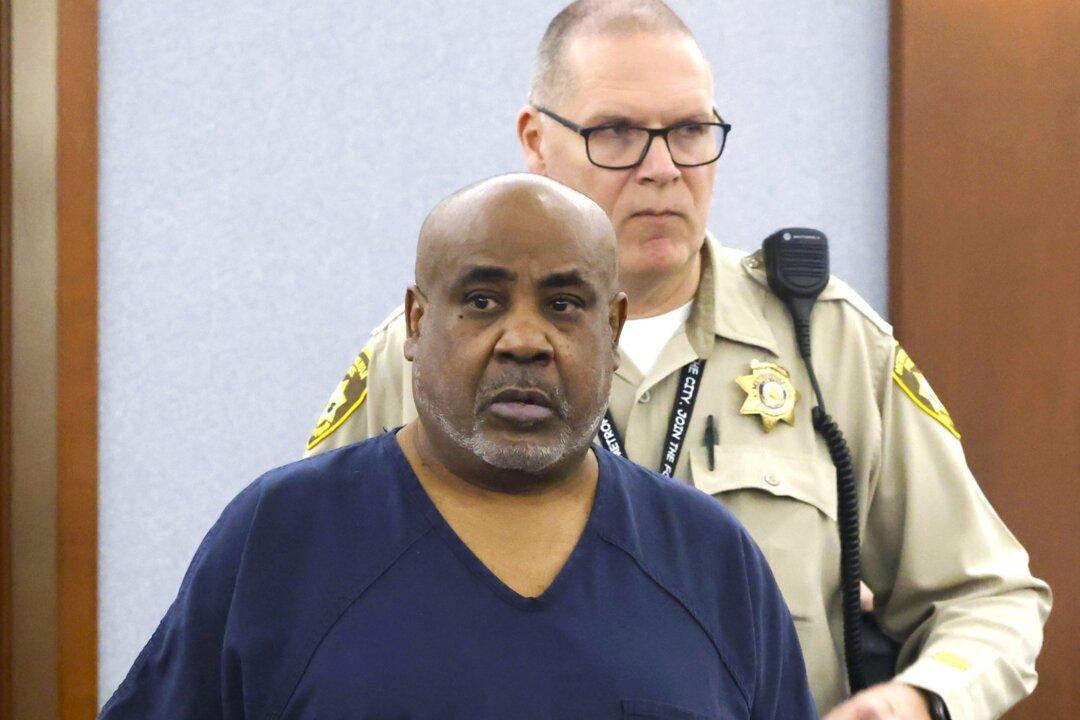 Ex-gang Leader Facing Trial in Tupac Shakur Killing Seeking Release From Vegas Jail on $750K Bail