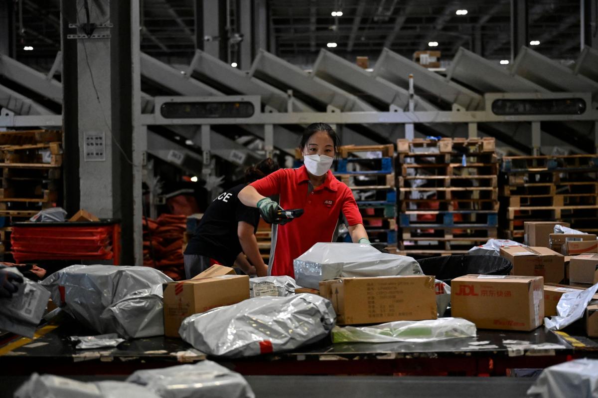 China’s ‘618’ Shopping Festival Disappoints, Reveals Dropping Consumer Confidence