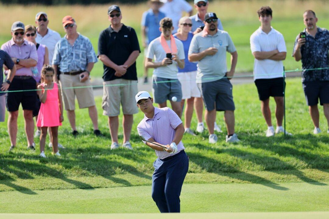 Tom Kim Builds a 2-shot Lead Over Scheffler and Morikawa at Travelers Championship