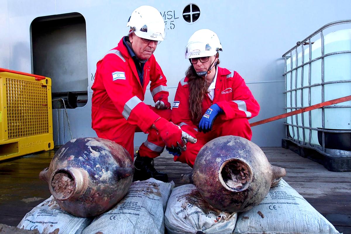 3,300-Year-Old Shipwreck Discovered Off Coast of Israel