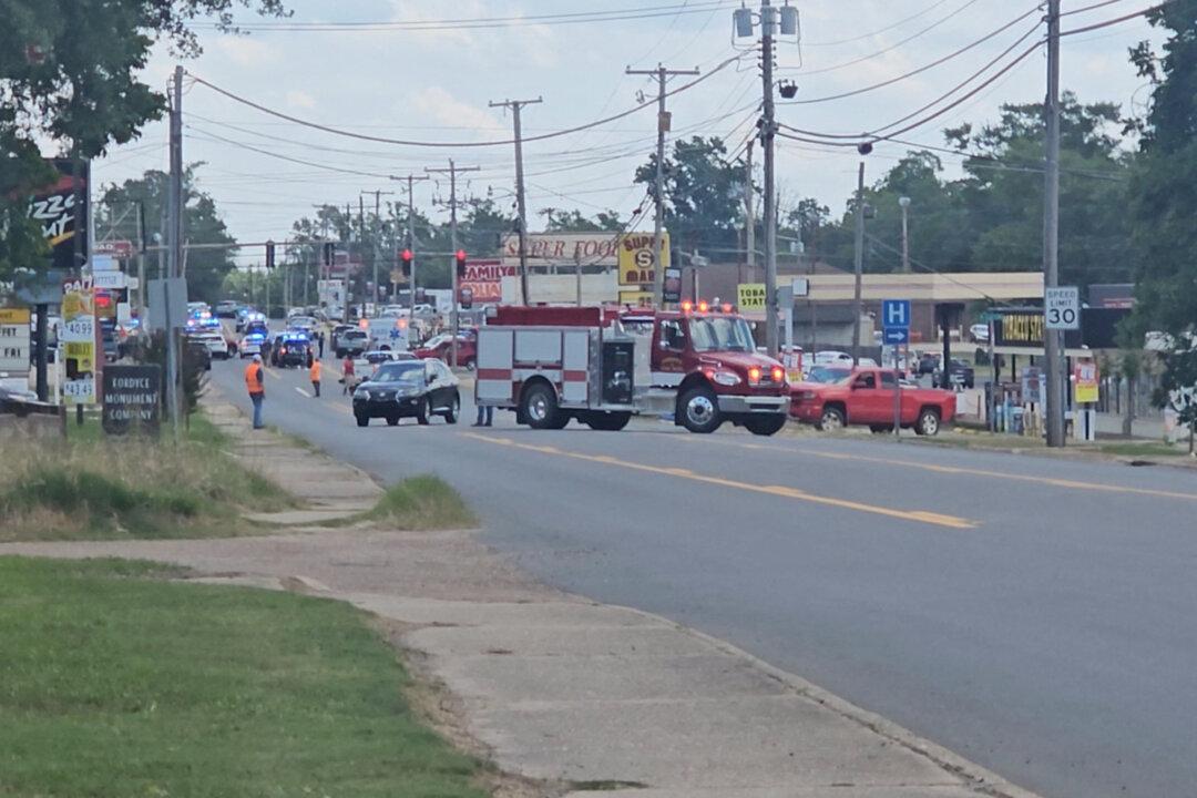 Nurse Fatally Shot While Trying to Help Victim in Arkansas Shooting