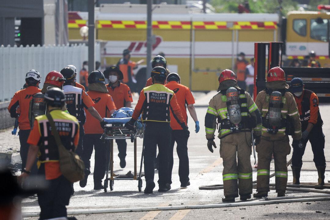 South Korea Battery Plant Fire Kills 22 People, Most of Them Chinese, Officials Say