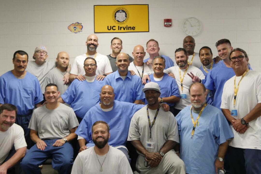 23 Inmates Earn Bachelor’s Degrees Through University of California
