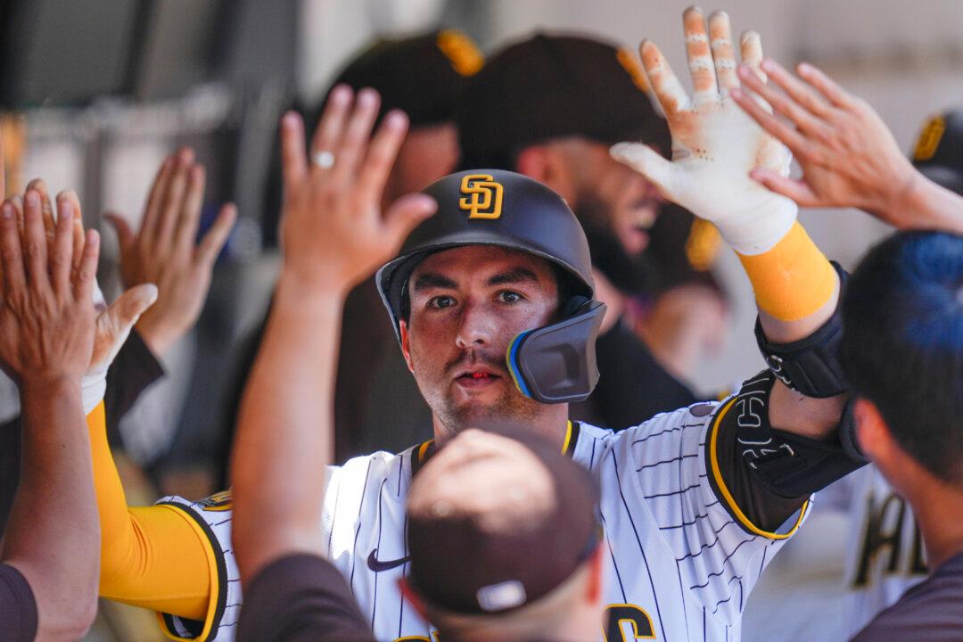 Higashioka’s Power Surge Carries Padres to Sweep of Nationals