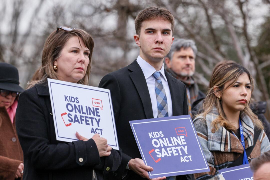 House Commerce Committee Advances Bills to Protect Children Online