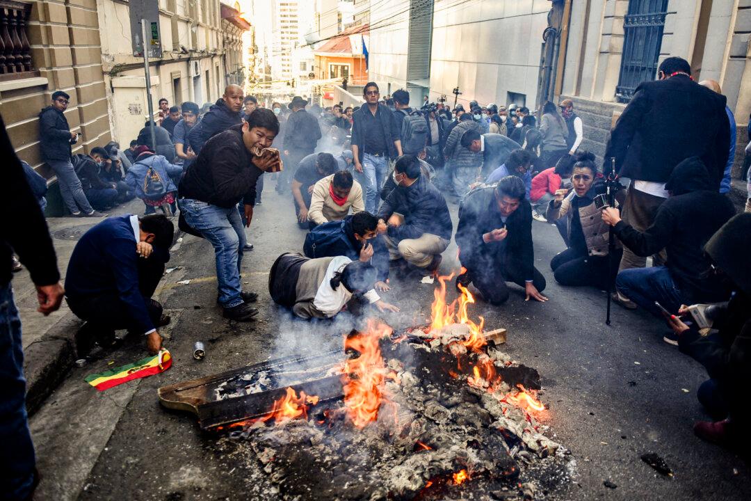 Bolivian President Denounces Apparent Military Coup Attempt