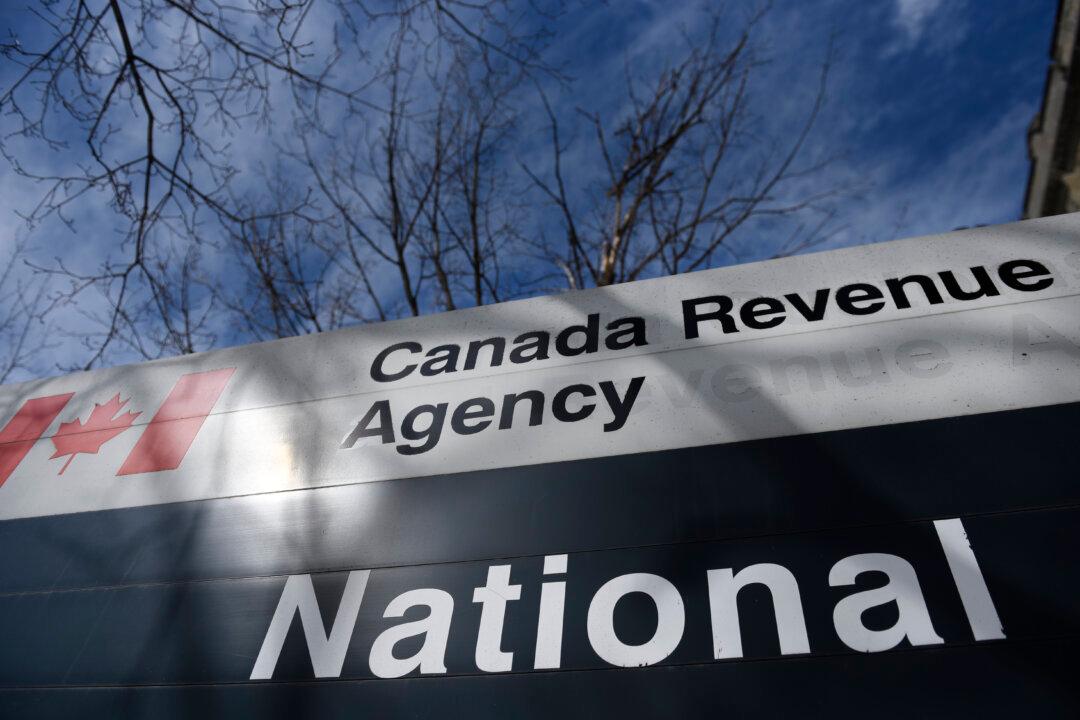 500,000 Canadians Invited to Participate in Automatic Tax Filing Pilot Project