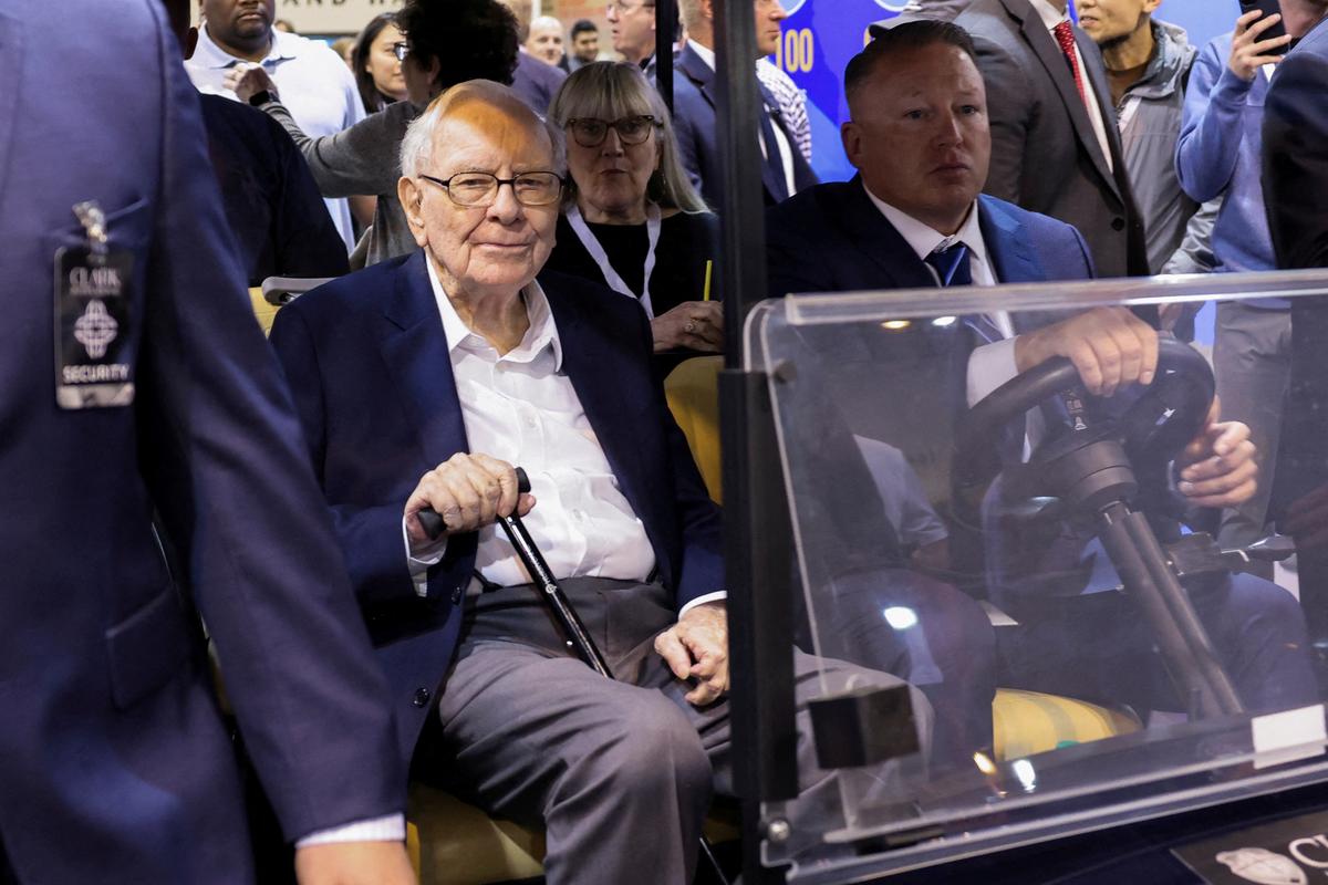 Warren Buffett Reveals Plans for $130 Billion Fortune in His Will