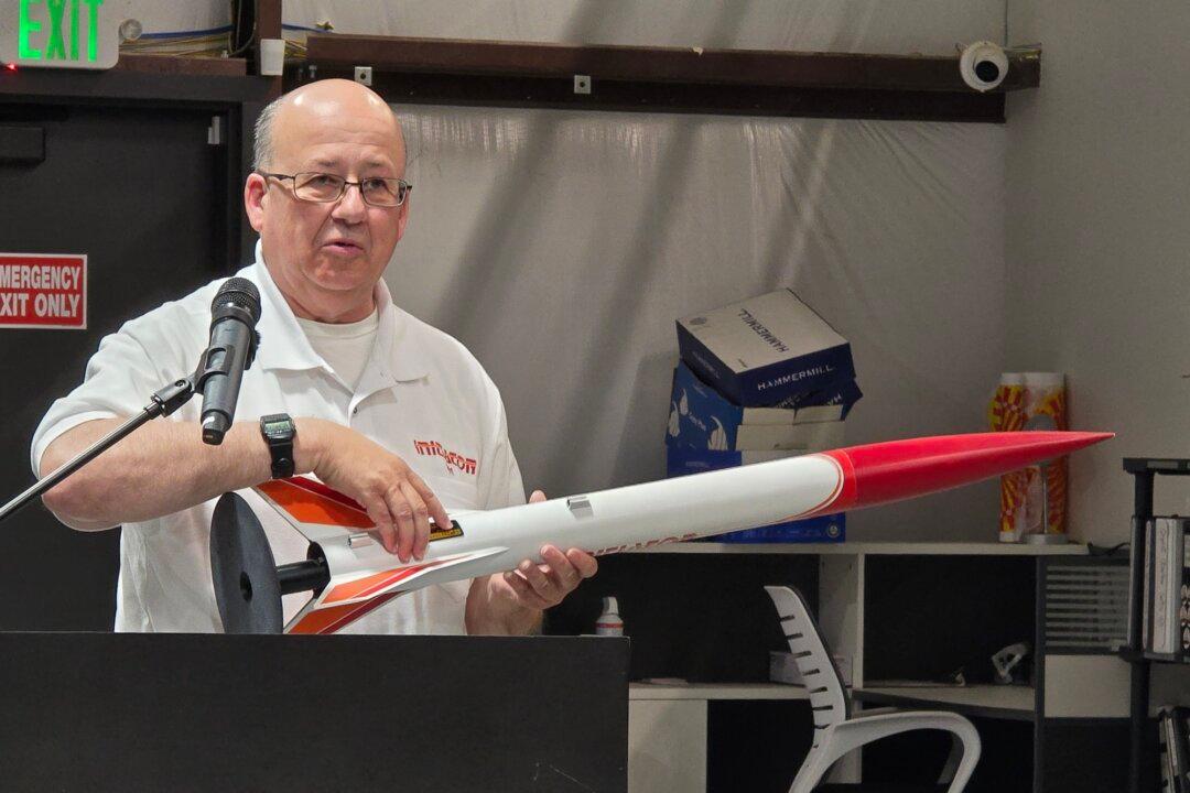 Solid-Fuel Hobby Rocket Company Hopes to Soar From New Utah Facility