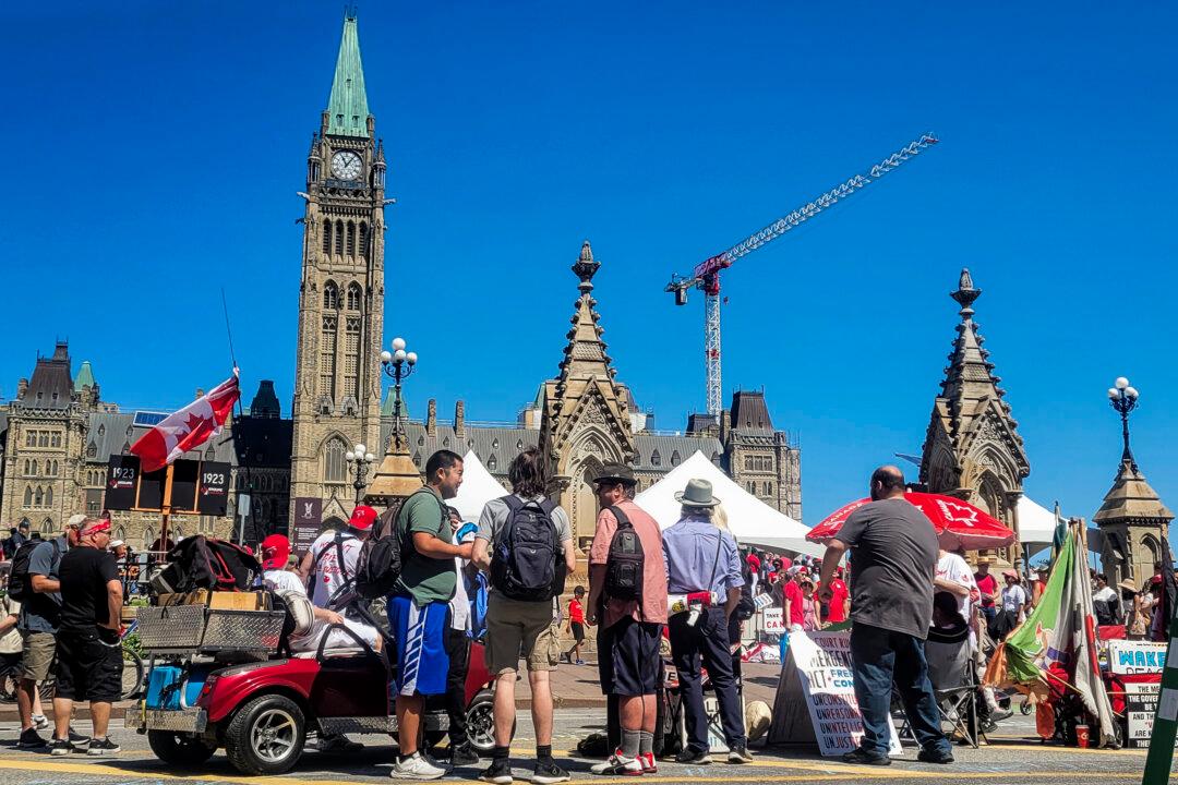 Freeland Praises ‘Best Country in the World’ for Canada Day Celebrations in Ottawa