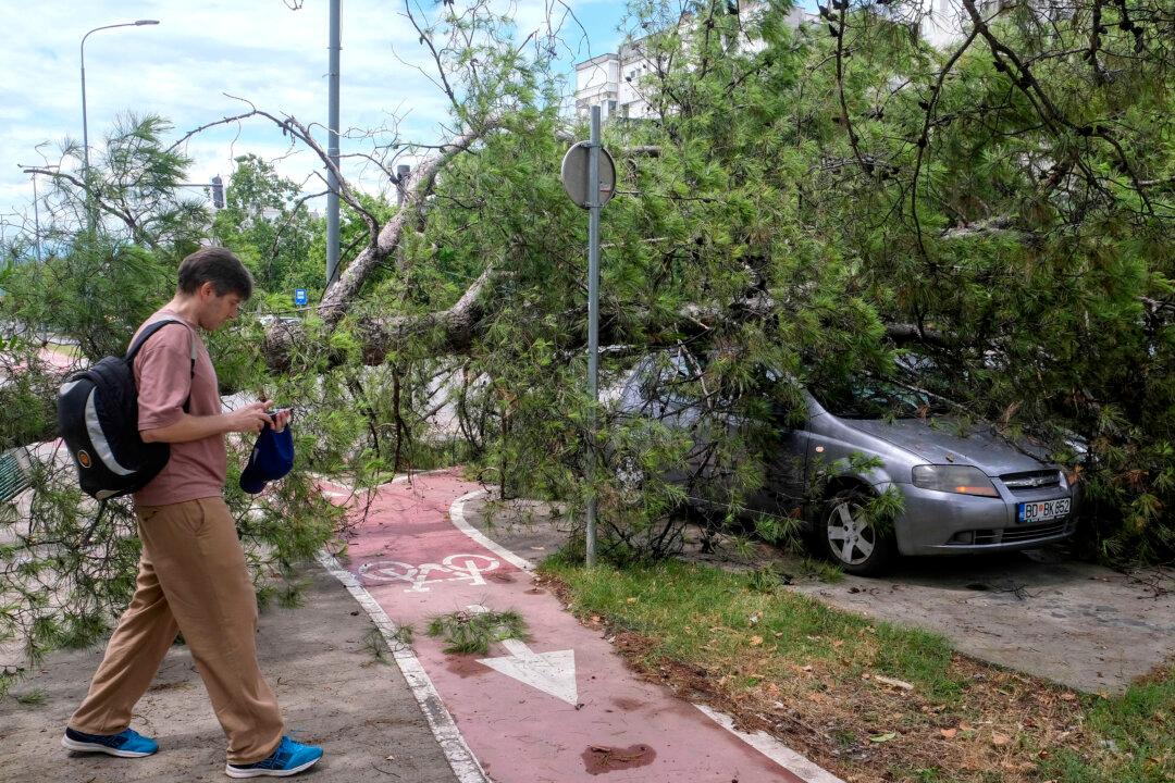 Powerful Summer Storm Sweeps Through Balkans With Hail, Rain, and Winds, Killing 2