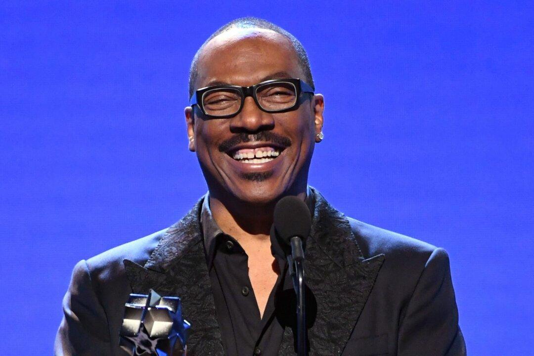 Eddie Murphy Explains Why He Ditched His Trademark Laugh After ‘Beverly Hills Cop’