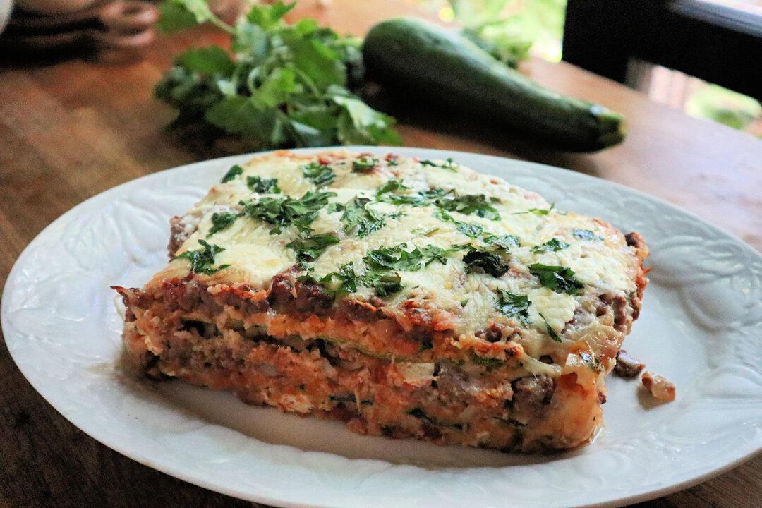 Lasagna Replaces Pasta With Low-Calorie Zucchini