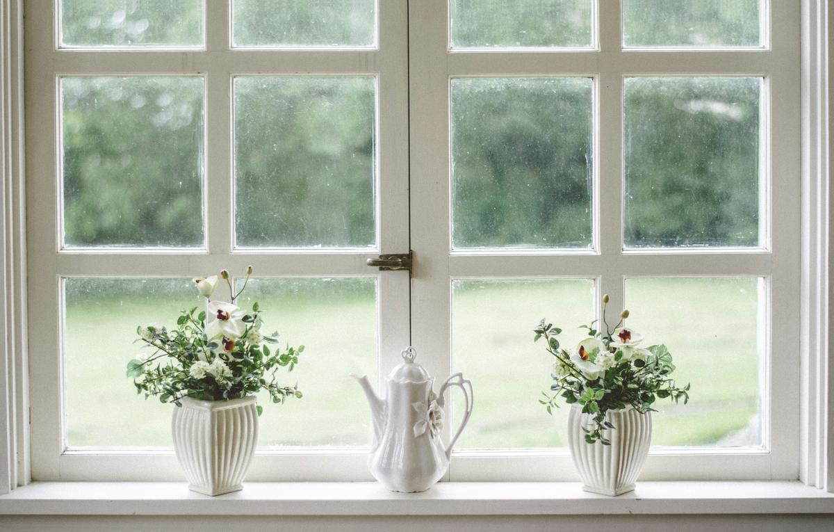 Window Shopping: How to Choose the Right Frames and Glass for Your Home