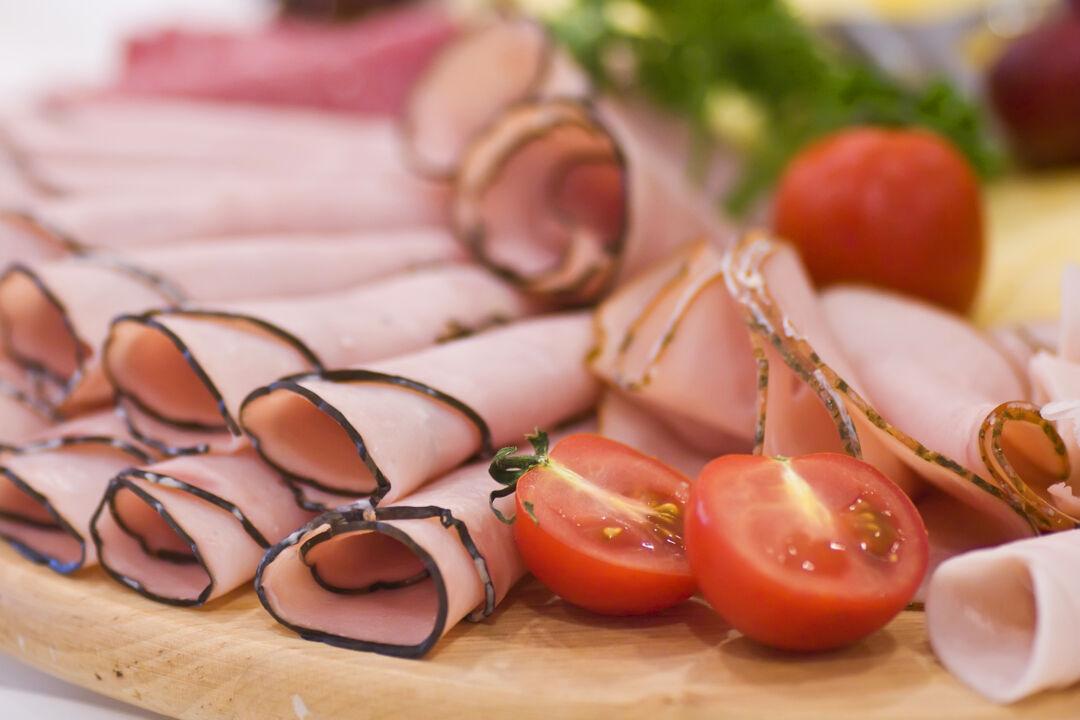 A Bite of Nostalgia, in the Form of Ham and Cheese Sliders