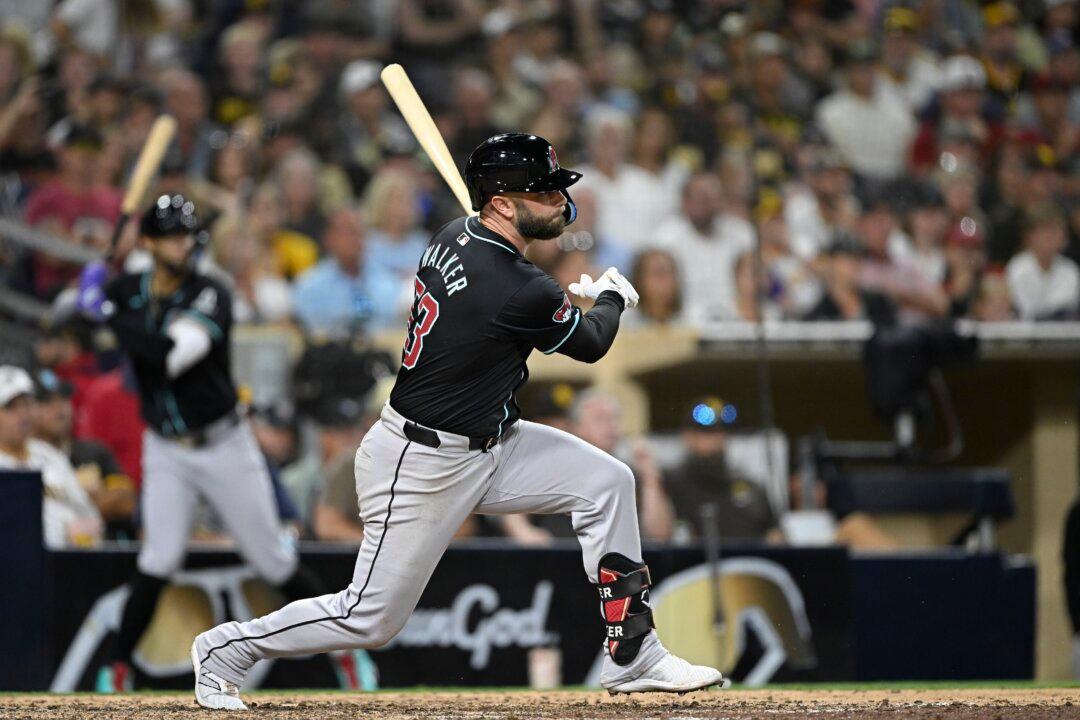 Christian Walker’s 2-run Single in the 10th Gives the Diamondbacks a 7–5 Win Against the Padres