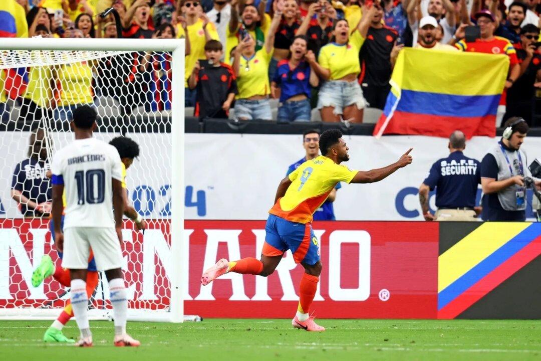 Colombia Routs Panama to Reach Copa America Semis