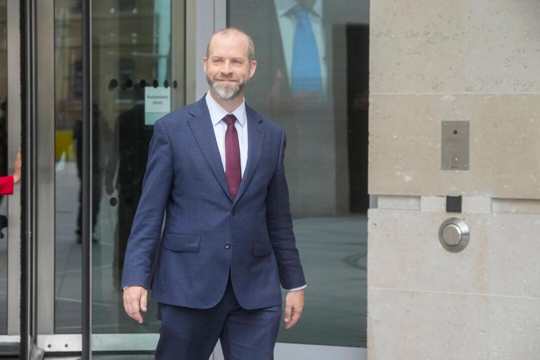 Minister Rules Out Blair’s Call for Digital ID