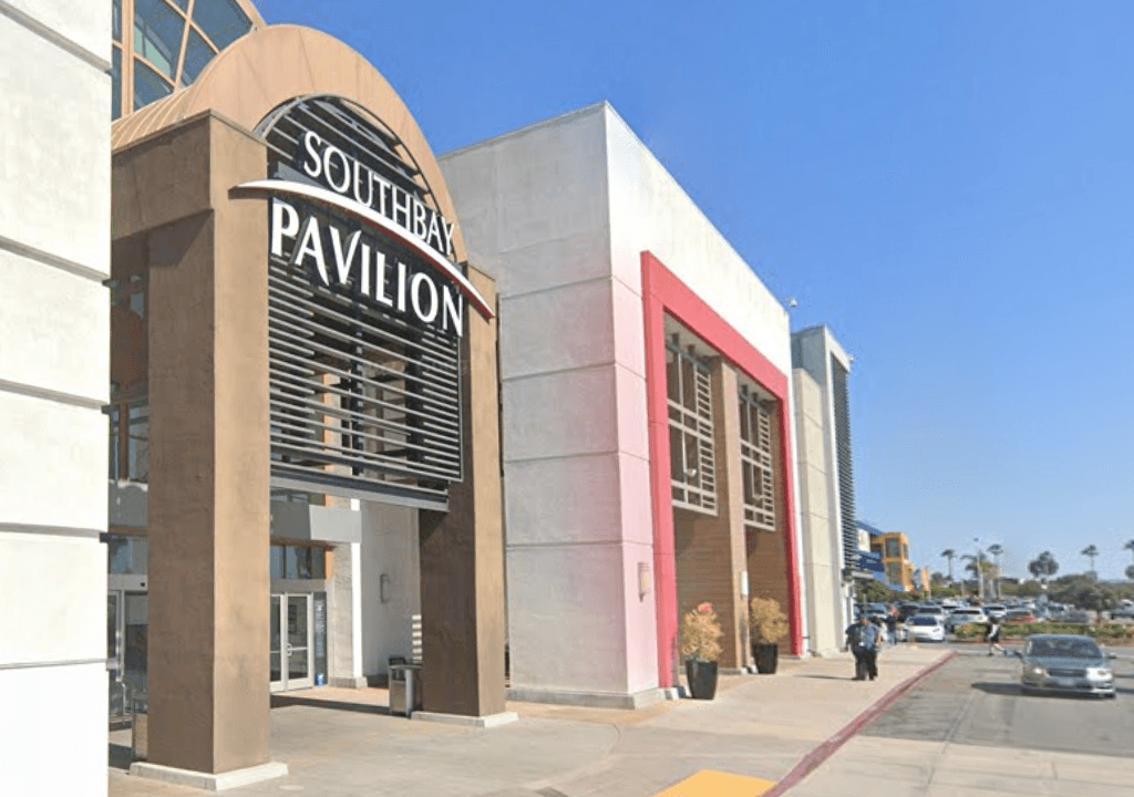 60 to 70 Juveniles Detained Following Disturbance at Southern California Mall