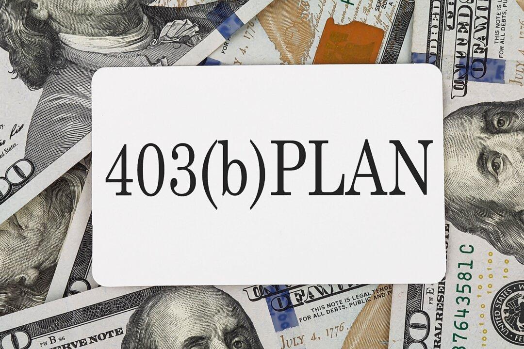 The Pros and Cons of 403(b) Plans