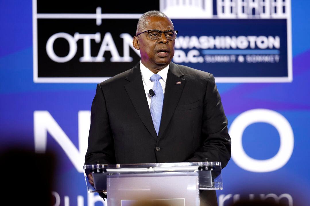 Russia Makes Phone Call to Pentagon After NATO Summit