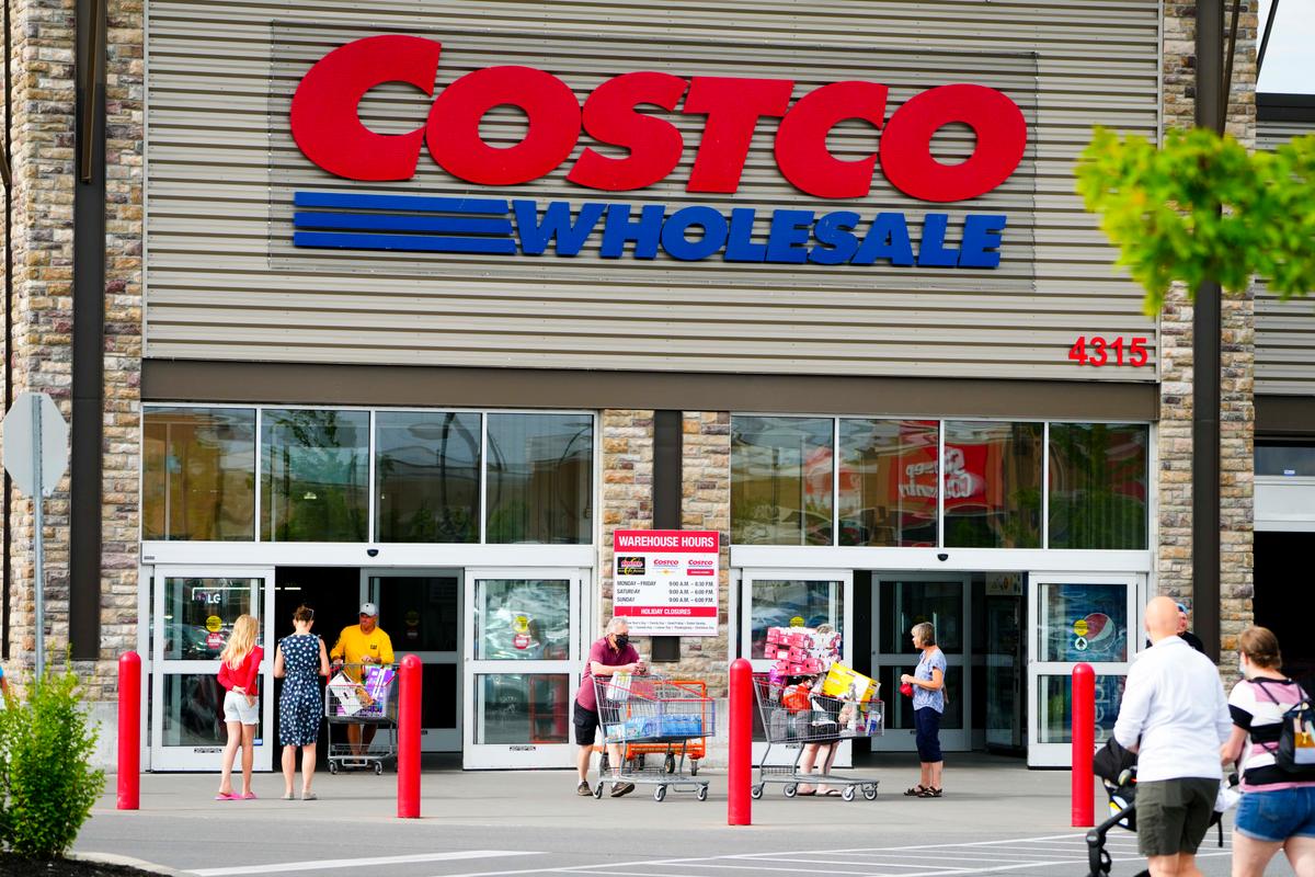 Costco Implementing Membership Scanners to Clamp Down on Non-Member Access